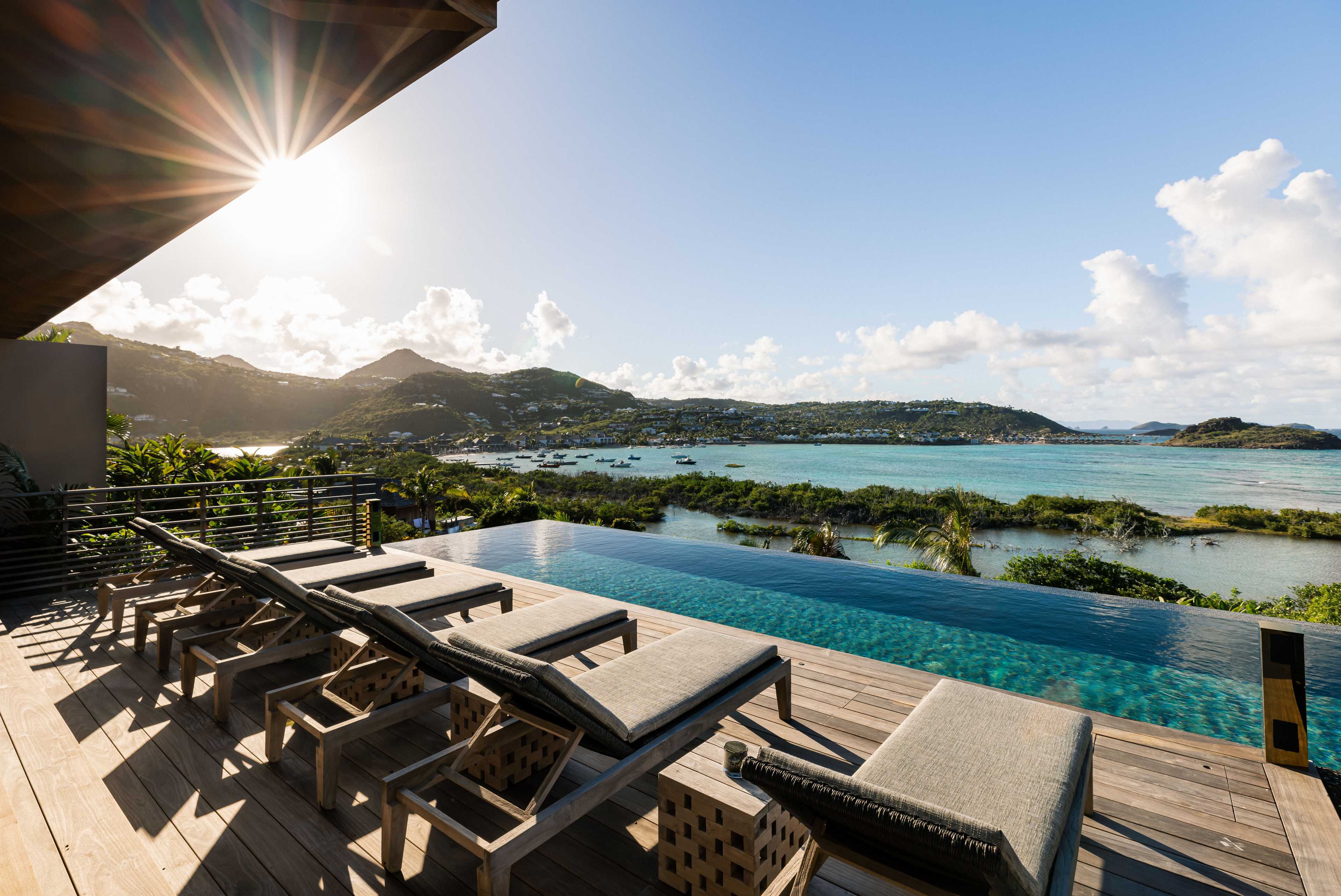 pool stbarth exterior